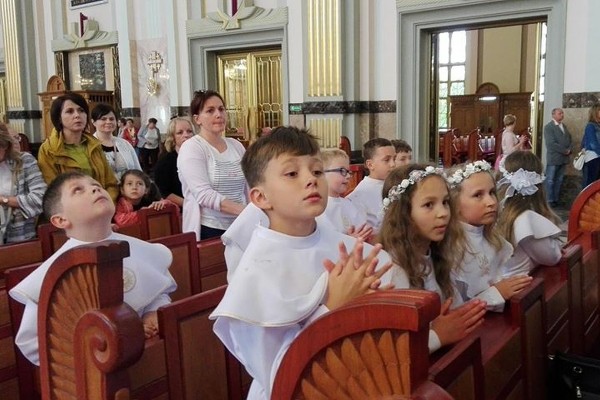 Dzieci Komunijne w Licheniu